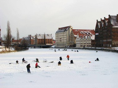 Wędkowanie w Gdańsku zimą - Gdańsk Śródmieście - Motława