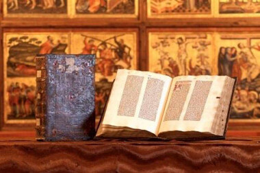 Biblia Gutenberga w muzeum w Pelplinie