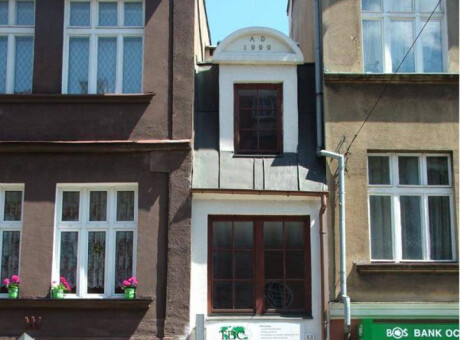 Najwęższy dom w Sopocie, w Trójmieście