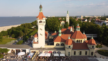 Wieża latarnia morska Sopot - punkt widokowy nad morzem