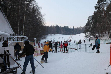 Łysa Góra Sopot stacja narciarska wyciąg narciarski w Sopocie w Trójmieście