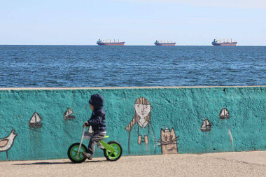 Bulwar Nadmorski Gdynia promenada nad morzem w Gdyni