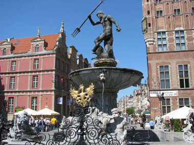 Fontanna Neptuna Gdańsk - słynny zabytek Gdańska