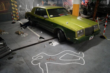 Gangsterskie porachunki - są ofiary, musi być i samochód - Muzeum Motoryzacji Amerykańskiej w Kościerzynie