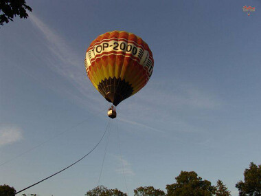 Lot balonem na uwięzi, w pomorskim - fot. Balloon Charter