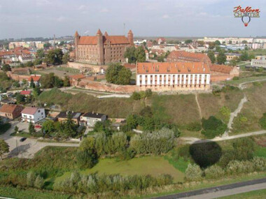 Zamek w Gniewie z lotu ptaka - fot. archiwalne Balloon Charter