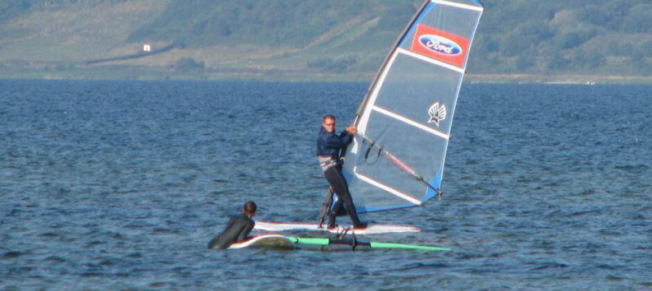 Windsurfing - pomorskie szkoły i szkółki windsurfingu nad Bałtykiem, nad jeziorem
