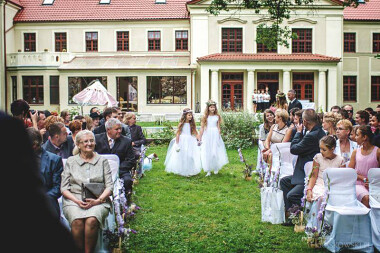 Pałac Grąbkowo - ślub i wesele plenerowe na Pomorzu