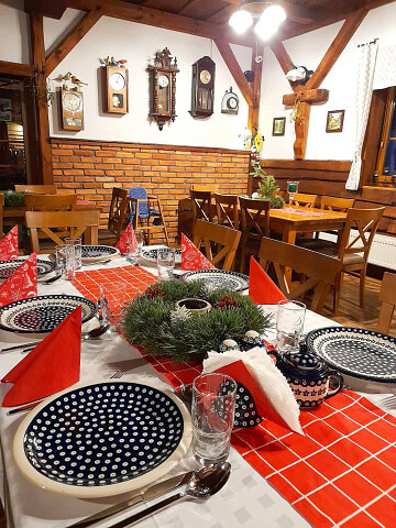 Restauracja Oycowa Zagroda w świątecznej odsłonie