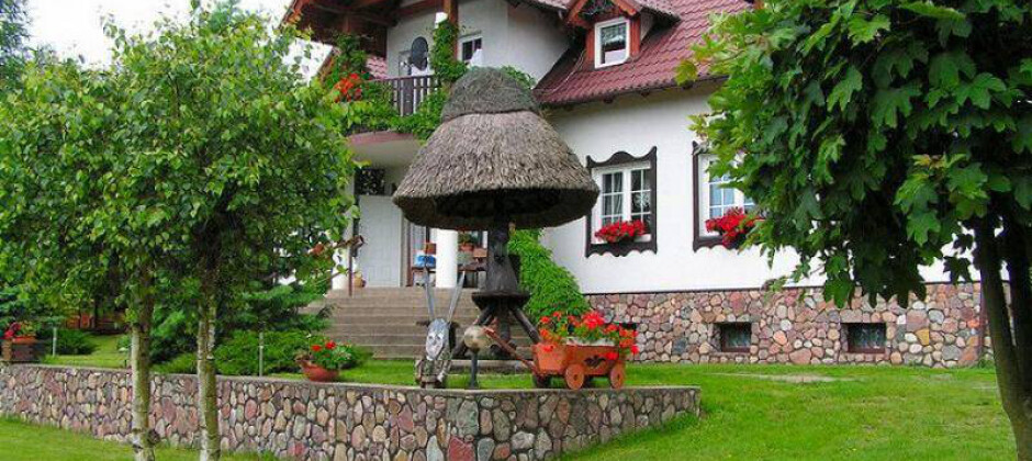 Agroturystyka Siedlisko - domki całoroczne nad jeziorem w Borach Tucholskich
