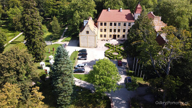 Zamek Krokowa - hotel i restauracja na Kaszubach