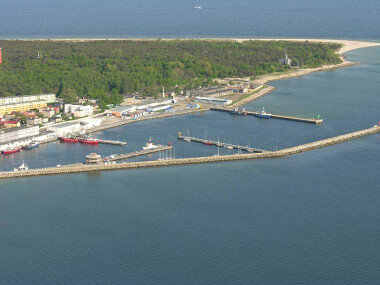 Port w Helu - atrakcje dla turystów - rejsy wycieczkowe, wędkarskie itd. - fot. UM Hel