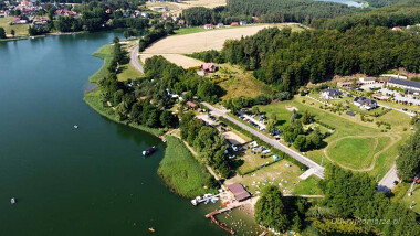 Centrum Rekreacji U Stolema Ostrzyce zaprasza na rodzinne wczasy i wakacje nad jeziorem na Kaszubach - z atrakcjami typu: mini golf, park linowy, grota solna, mini zoo i inne