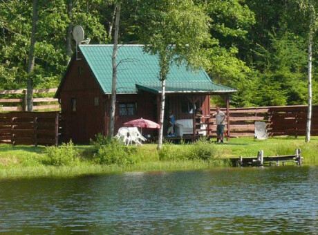 Domki nad Stawem - pomost, łódka, sauna, jaccuzi, akceptacja zwierząt