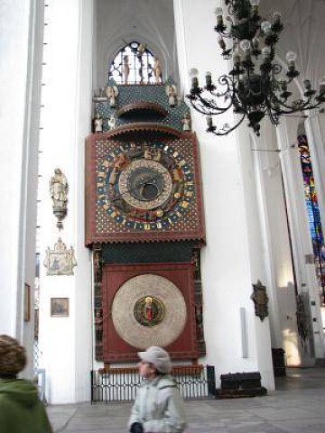Zegar astronomiczny w Bazylice Mariackiej - legendy gdańskie