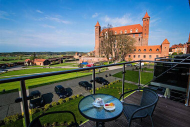 Zamek Gniew - hotel i pałac nad Wisłą - atrakcje dla turystów