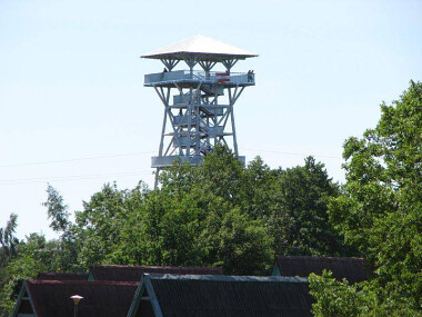 Wieża Widokowa we Wdzydzach - warta zobaczenia przy okazji odwiedzin Jarmarku Wdzydzkiego