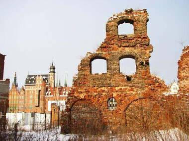 Gdańsk Wyspa Spichrzów archiwalne ruiny (4)