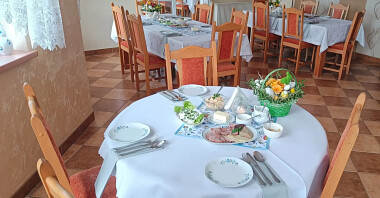 Agroturystyka Pod Ptasią Górą Pierszczewo- rodzinne święta na Kaszubach - świąteczne nakrycie stołu