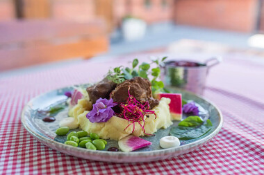 Policzki wołowe - aromatyczne i mięciutkie - w Restauracji Malinówka, w Krzesznej, na Kaszuabch