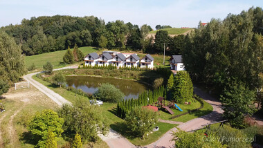 Gościniec Zacisze - całoroczne noclegi na Kaszubach - domki, pokoje i sala bankietowa w Chmielnie