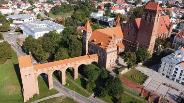 Kwidzyn - do dzisiejszych czasów dotrwały dwa skrzydła zamku mającego już blisko 700 lat