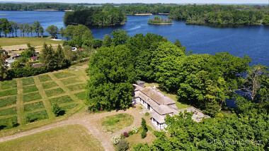 Dworek Salino - luksusowa agroturystyka - dom na Kaszubach do wynajęcia