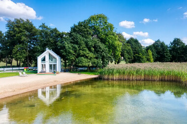 Luksusowy, całoroczny domek na Kaszubach do wynajęcia  nad jeziorem - Mave Park Chmielno