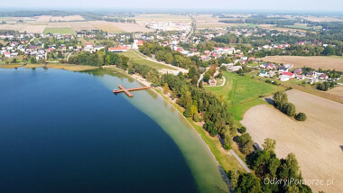 Wiele nad Jeziorem Wielewskim - plaża , kąpielisko