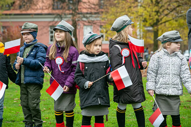 Śwęto Niepodległości w Wejherowie - świętują mali mieszkańcy miasta -  fot. FB Wejherowo.pl