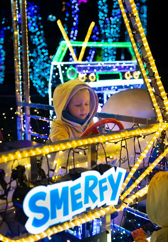 Ogród Świateł Gdynia - Smerfy - park iluminacji nad morzem