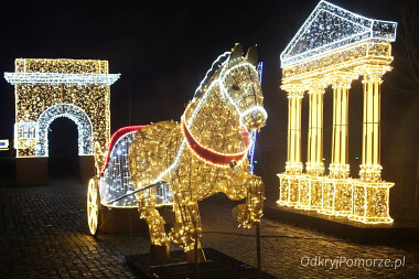 Lumina Park - iluminacje w Pruszczu Gdańskim - starożytny Rzym i Grecja