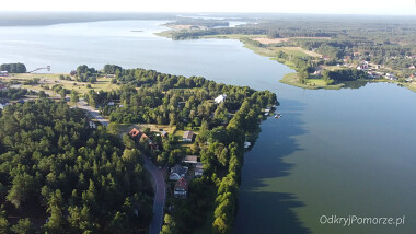 Jezioro Karsińskie - widok z okolic Swornychgaci