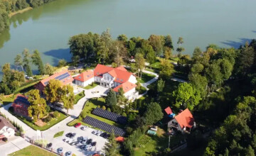 Leśny Dwór - zabytkowy zespół pałacowo-dworski