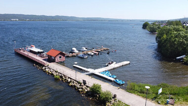 Przystań w Nadolu - największa nad Jeziorem Żarnowieckim