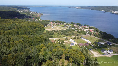 Nadole nad Jeziorem Żarnowieckim - piękne miejsce na Kaszubach