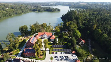 Leśny Dwór w Sulęczynie - piękne miejsce na długi weekend slow life na Kaszubach - w pomorskim