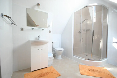 Dworek Łeba - Dworek 1 - piętro 2 Apartament 3 pokojowy typu A SUITE - łazienka