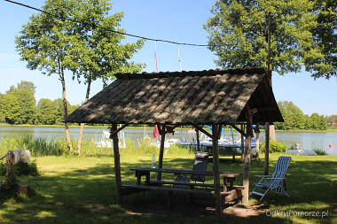 Stanica Wodna PTTK Wdzydze - domki nad jeziorem na Kaszubach (24)