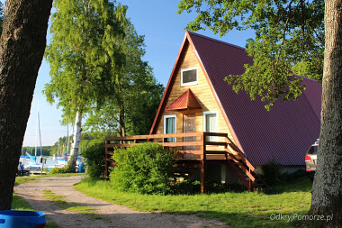 Stanica Wodna PTTK Wdzydze - domki nad jeziorem na Kaszubach (34)