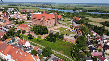 Gniew - zamek i fosa miejska w Gniewie, w której odbędzie się inscenizacja Vivat Vasa 2025
