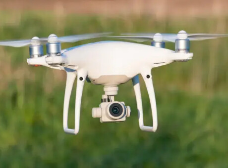 Dlaczego warto wybrać drona DJI?