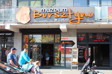 Muzeum Bursztynu w Łebie zaprasza - atrakcje sprzed milionów lat czekają na ul. Nadmorskiej 3B