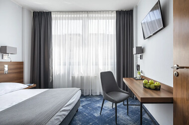 Hotel Oliwski - apartament z podwójnym łóżkiej w Gdańsku Oliwie