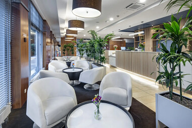 Hotel Oliwski - dla biznesu - Gdańsk Oliwa - hotelowe lobby