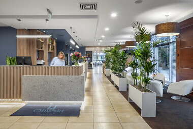 Hotel Oliwski - dla biznesu - Gdańsk Oliwa - recepcja i lobby