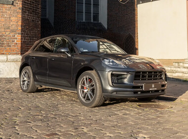 Porsche Macan S - Golden Lynx Cars
