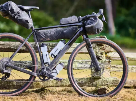 Gravel na Pomorzu — czy warto wybrać ten typ roweru na lokalne szlaki?