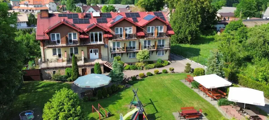 Ostrzycka Gościna U Maryli - noclegi nad jeziorem z wyżywieniem, restauracja, sala bankietowa, pole namiotowe