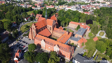 Pelplin - zespół pocystersko-katedralny - zabytek historii - największa i najwartościowsza atrakcja na Kociewiu